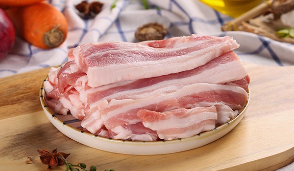買(mǎi)豬肉，只要見(jiàn)到這三種情況，千萬(wàn)繞著走，再便宜也別買(mǎi)